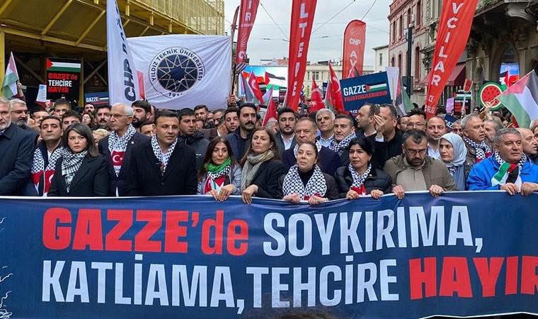 İstanbul’da Filistin Desteğini Bildiren Yürüyüşte Polis Müdahalesi