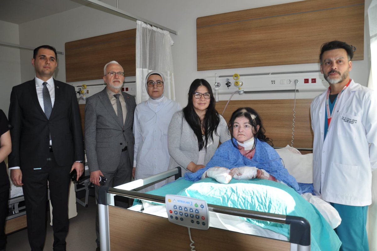 Eskişehir Şehir Hastanesi, Amerikalı Hasta İçin Hayat Kurtaran Tedaviye Uğradı