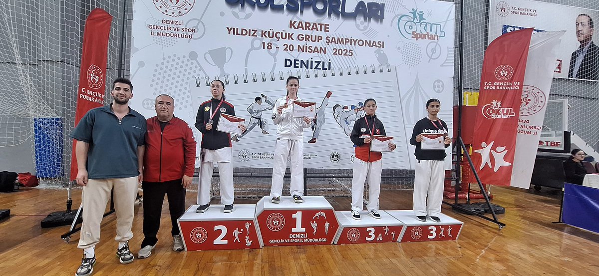 Eskişehirli Karateci Doğa Açıkgöz Denizli'nde 2. Oldu