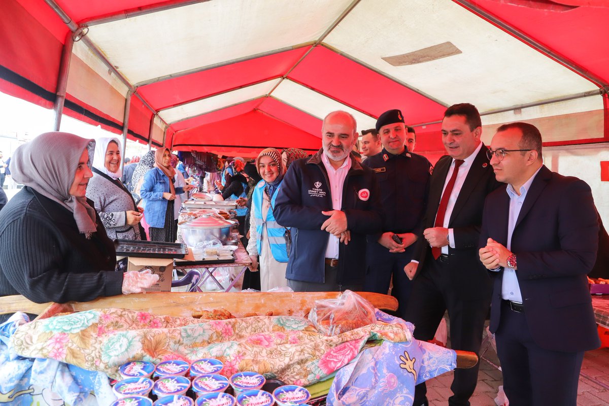 Kaymakam, Başkan ve İl Müftüsü Gazze Kermesine Katıldı