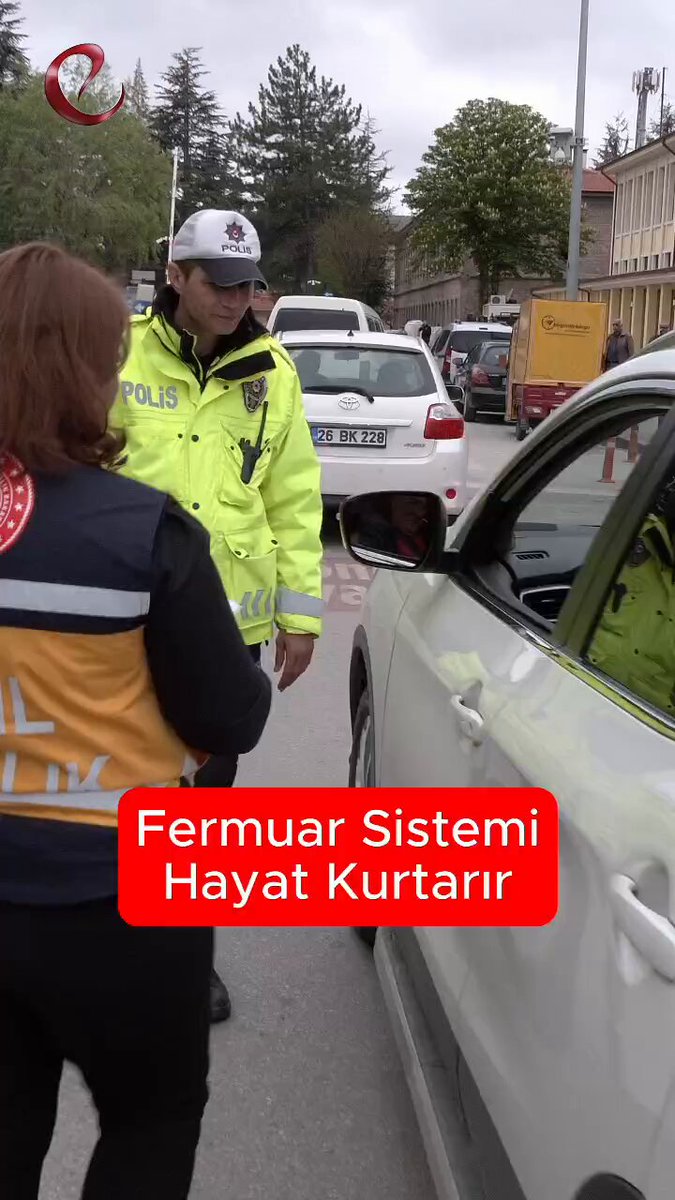 Eskişehir'de Acil Durum Yol Verme Bilinci Artıyor