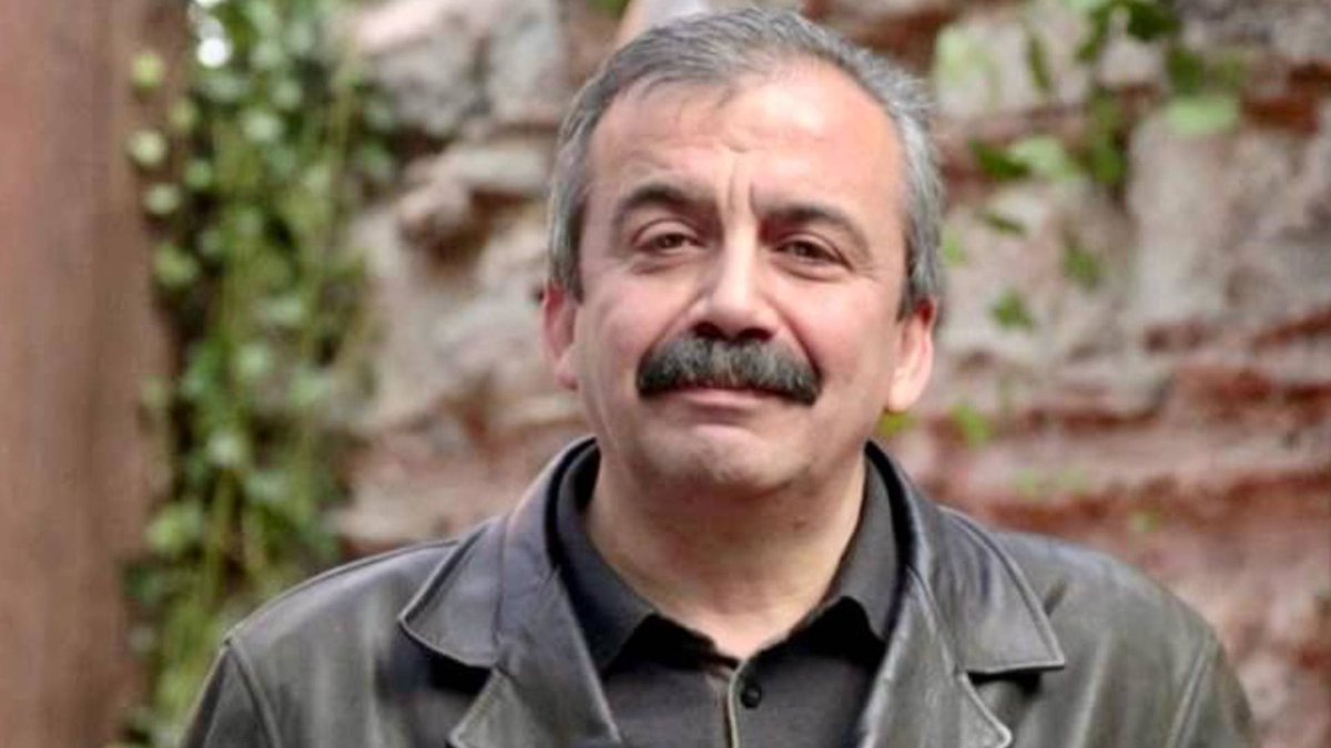 TBMM Başkanvekili Sırrı Süreyya Önder Hayatını Kaybetti