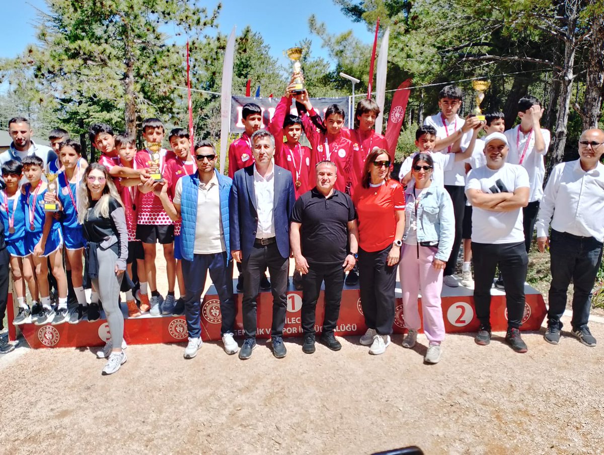 Eskişehir Sporcuları, Bilecik'teki Anadolu Yıldızlar Ligi Kros Müsabakalarında Başarılı Performans Gösterdi