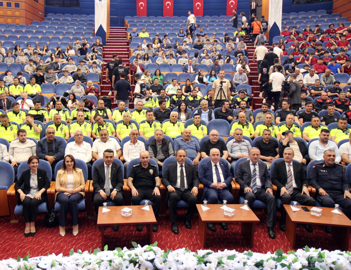 Denizli'de Trafik Güvenliği Bilincini Artırma Çalışmaları Devam Ediyor