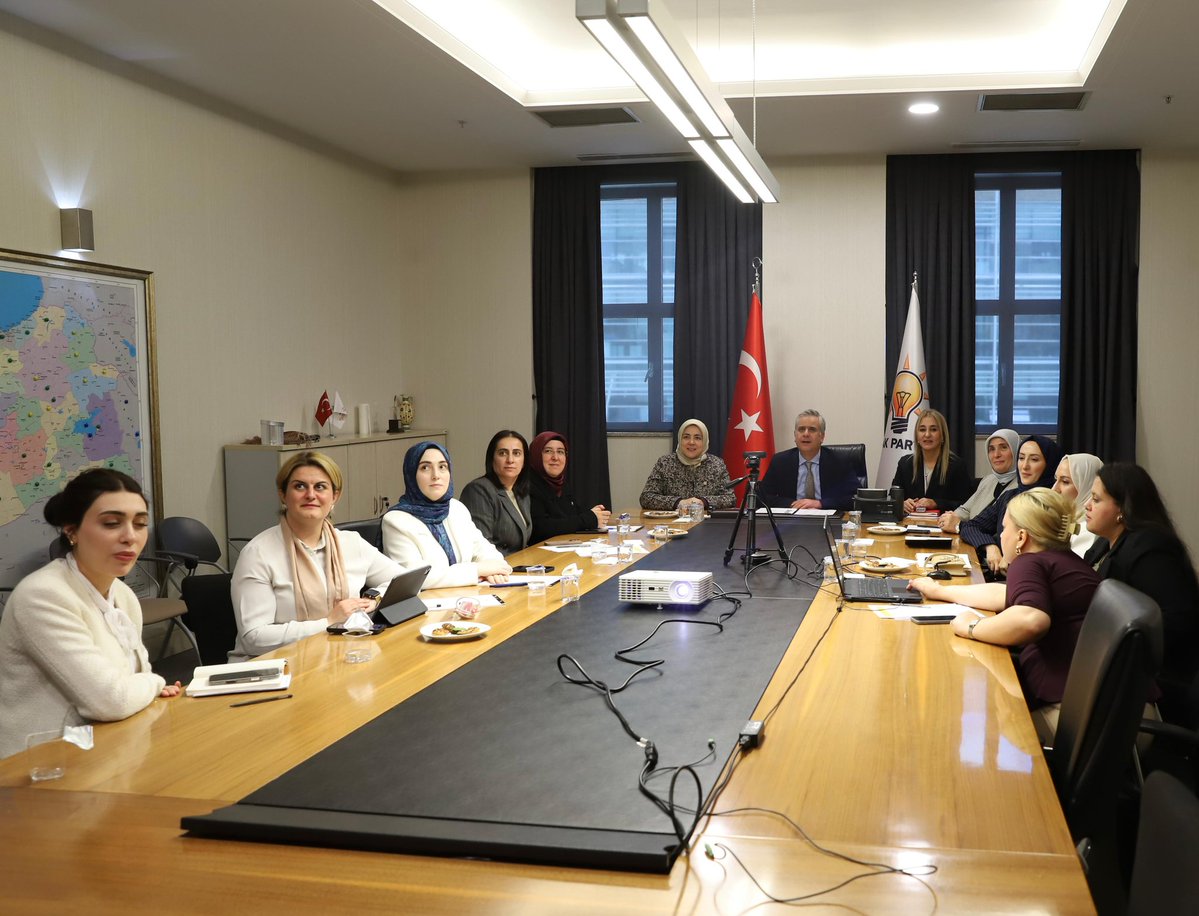 AK Parti Afyonkarahisar Kadın Kolları Başkanı Ferda Ertürk, İnsan Hakları Çalışmalarına Vurgu Yaptı