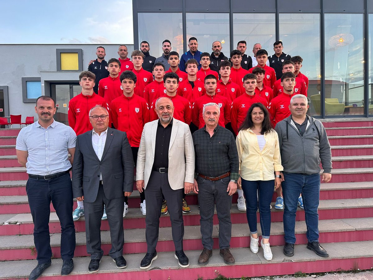 Genç Futbolcular Afyonkarahisar'da Misafir Edildi