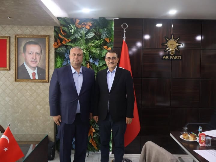 AK Parti İl Başkanı, Yeni Atanan İlçe Başkanı Önür'ü Ağırladı