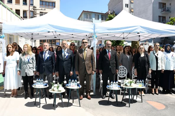 Eskişehir'de Anneler Günü Kutlaması: Sakarya Anaokulu'nda Renkli Etkinlikler