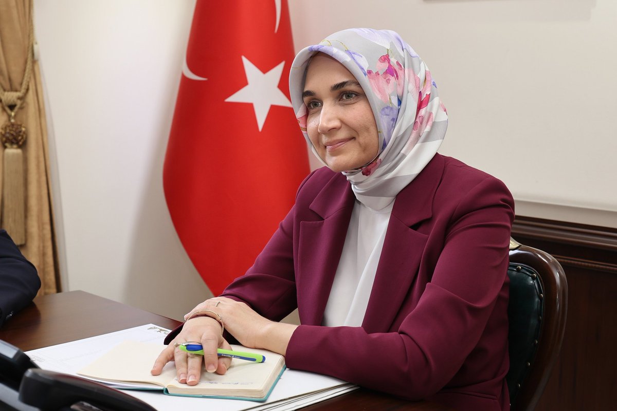 Afyonkarahisar'da Jeotermal Sera İhtisas Organize Tarım Bölgesi Projesi Değerlendiriliyor