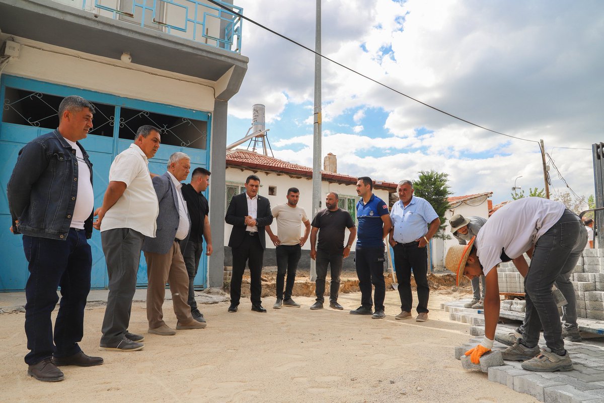 Çobanlar Belediyesi, Doğalgaz Kazılarından Etkilenen Yolları Onarıyor