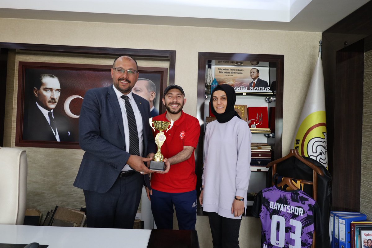Bayat Belediyesi'nden Gençlik ve Spor Uzmanlarına Ziyaret