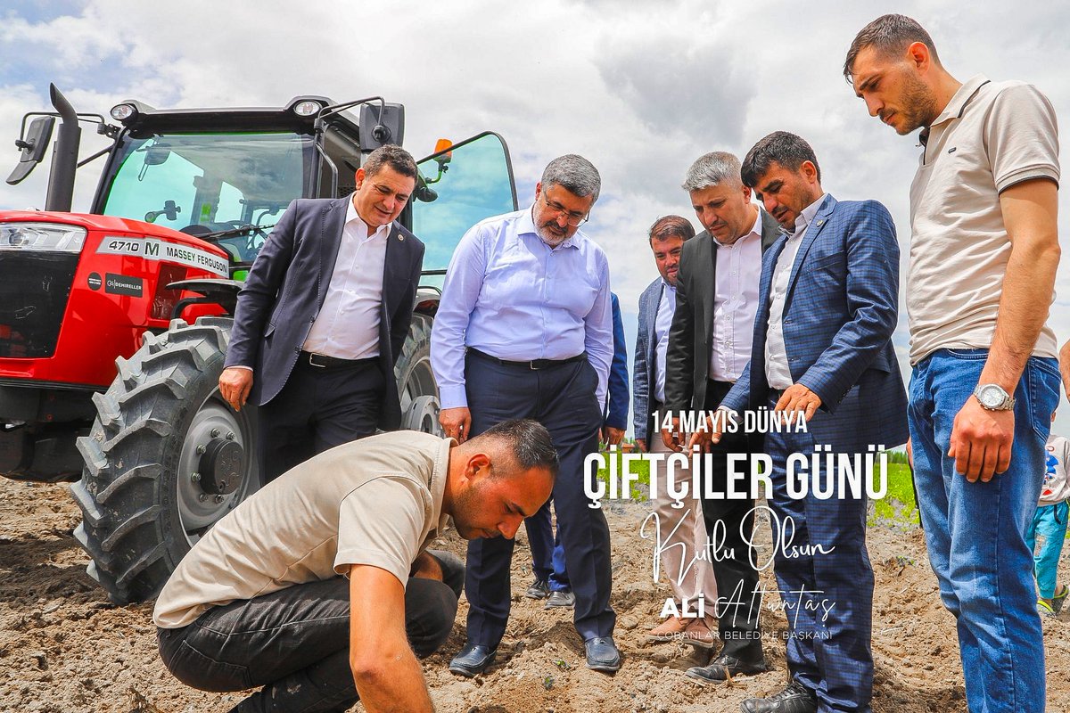 Çobanlar Belediye Başkanı Altuntaş, Çiftçiler Günü'nü Kutladı