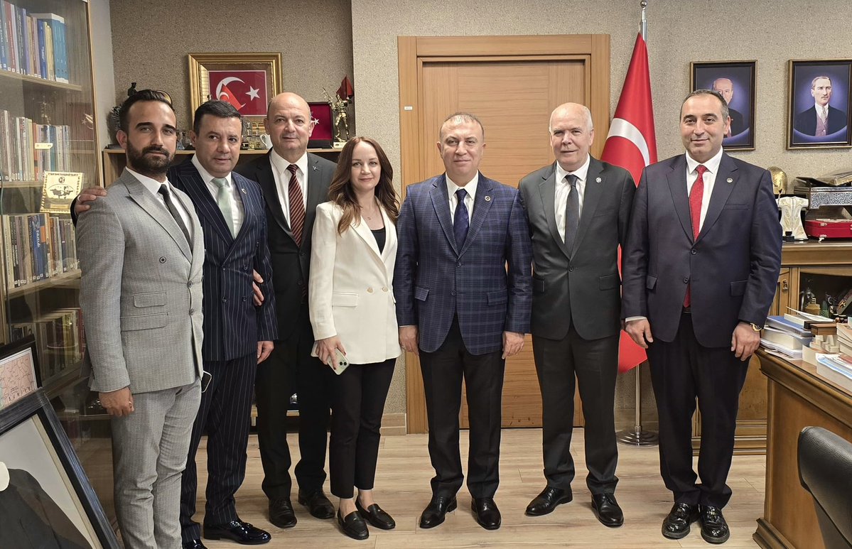 MHP Delegeleri, İstanbul Milletvekili Yönter ile Buluştu