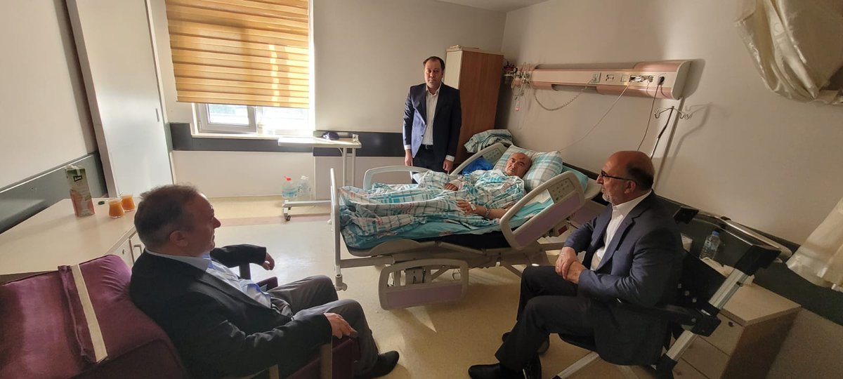 Afyonkarahisar İl Müftüsü İmamoğlu, Hastanede Tedavi Gören Müezzin Varlı'yı Ziyaret Etti