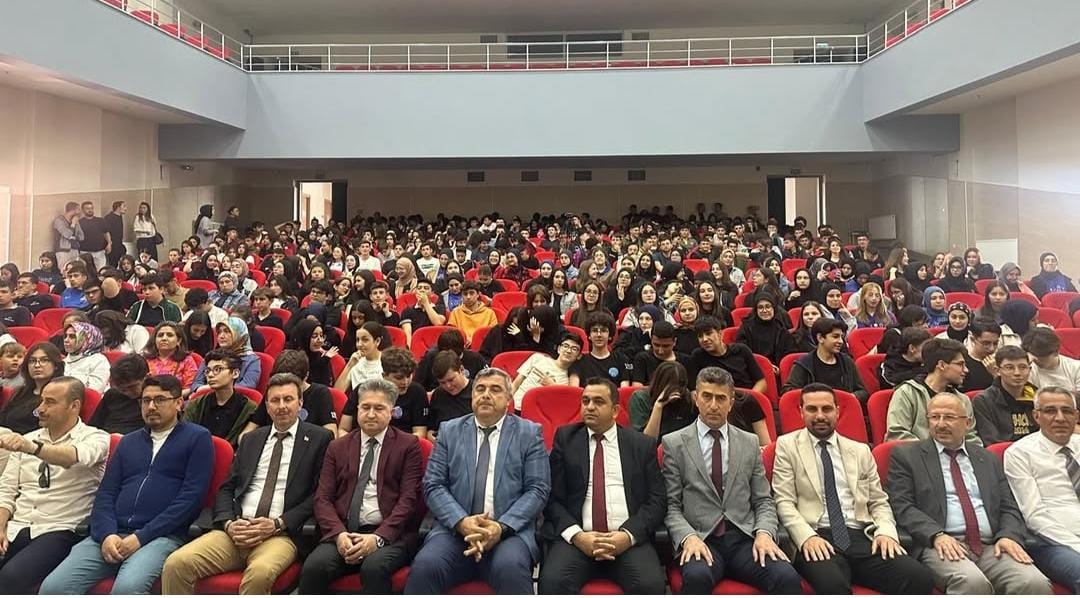 Başmakçı Çok Programlı Anadolu Lisesi Afyonkarahisar Bilgi ve Kültür Yarışması'nda Derece Elde Etti