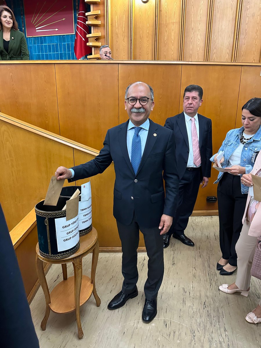 CHP'de TBMM Başkanlık Divanı ve İdare Amirliği Görevlerine Atamalar Yapıldı