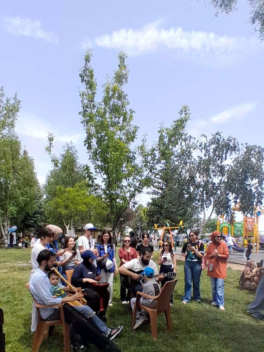 Afyonkarahisar Gençlik Merkezi, Yetim Çocuklarla Piknik Düzenledi