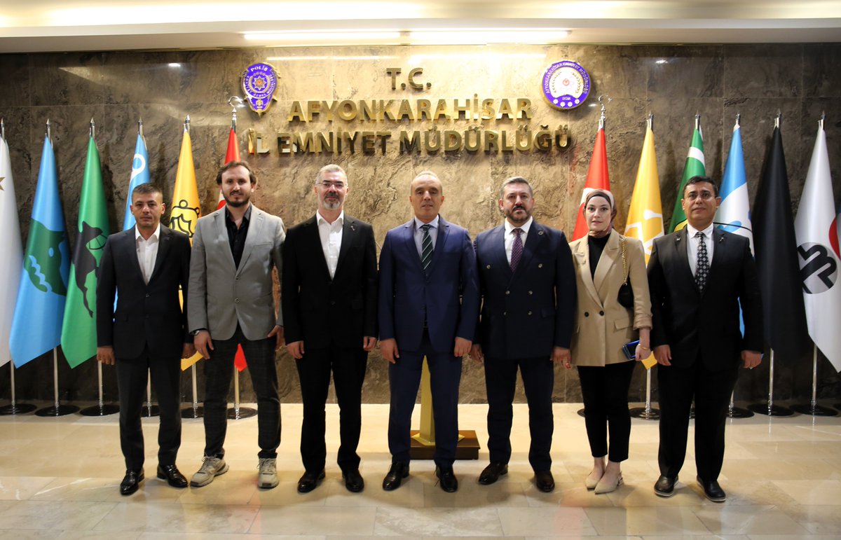 Anahtar Parti Afyonkarahisar İl Başkanı Emniyet Müdürlüğü'nü Ziyaret Etti