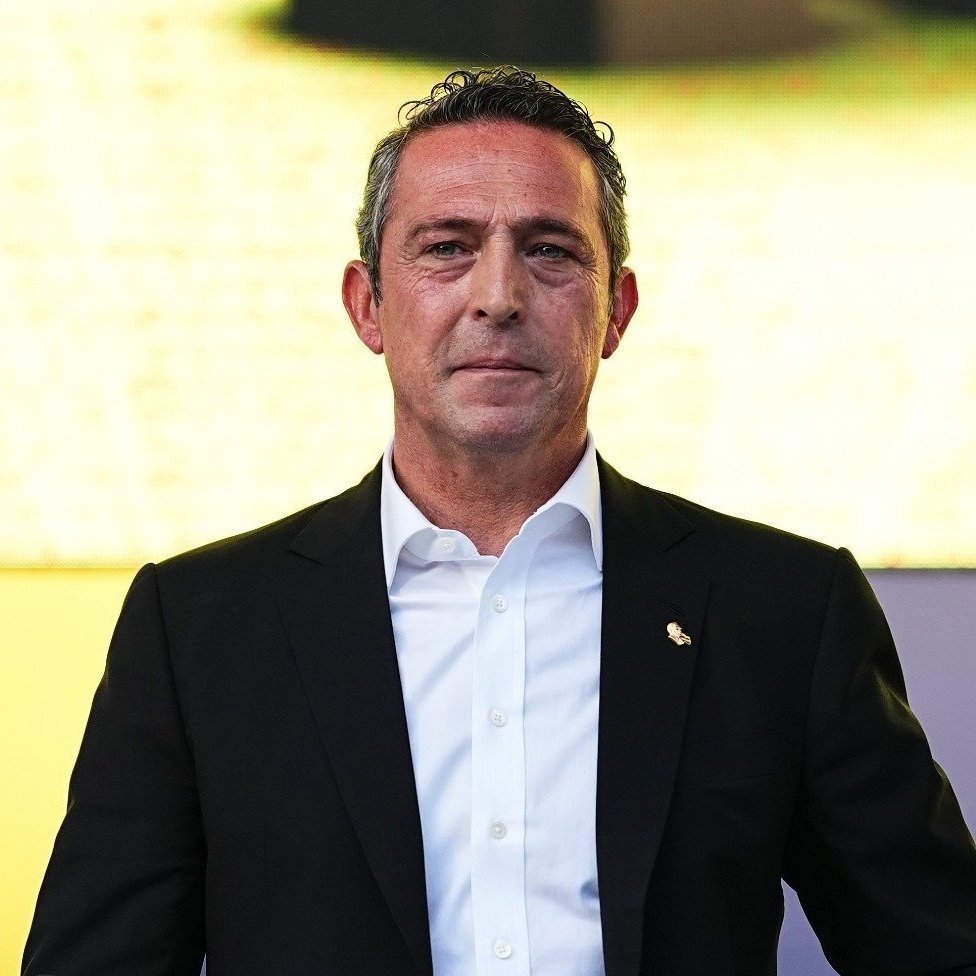 Sadettin Saran Fenerbahçe'nin Yeni Başkanı Olarak Seçildi