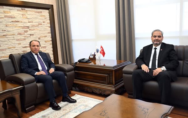 Afyonkarahisar Sağlık Bilimleri Üniversitesi Rektörü, Kocatepe Üniversitesi Rektörünü Ziyaret Etti