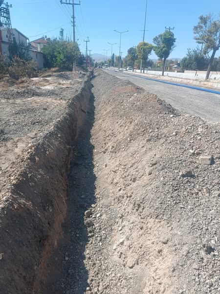 Afyonkarahisar Şuhut'ta İçme Suyu Boru Hatları Yenileniyor