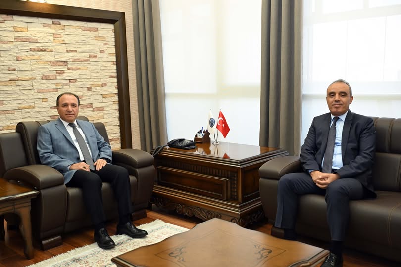 Afyonkarahisar İl Emniyet Müdürü, AKÜ Rektörünü Ziyaret Etti