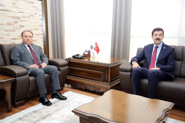 İki Üniversite Rektörü İş Birliği İmza Attı: Sağlık Bilimleri Alanında Yeni İşbirlikleri