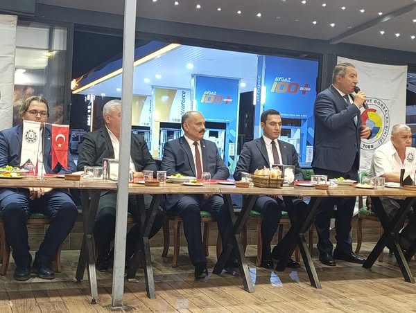 Dinar Tarım Fuarı'nda İYİ Parti İl Başkanı Mısırlıoğlu'ndan Önemli Değerlendirmeler