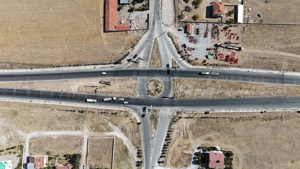 Emirdağ'ın Giriş Noktası Suvermez Kavşağı'nda Peyzaj Çalışmaları Başladı