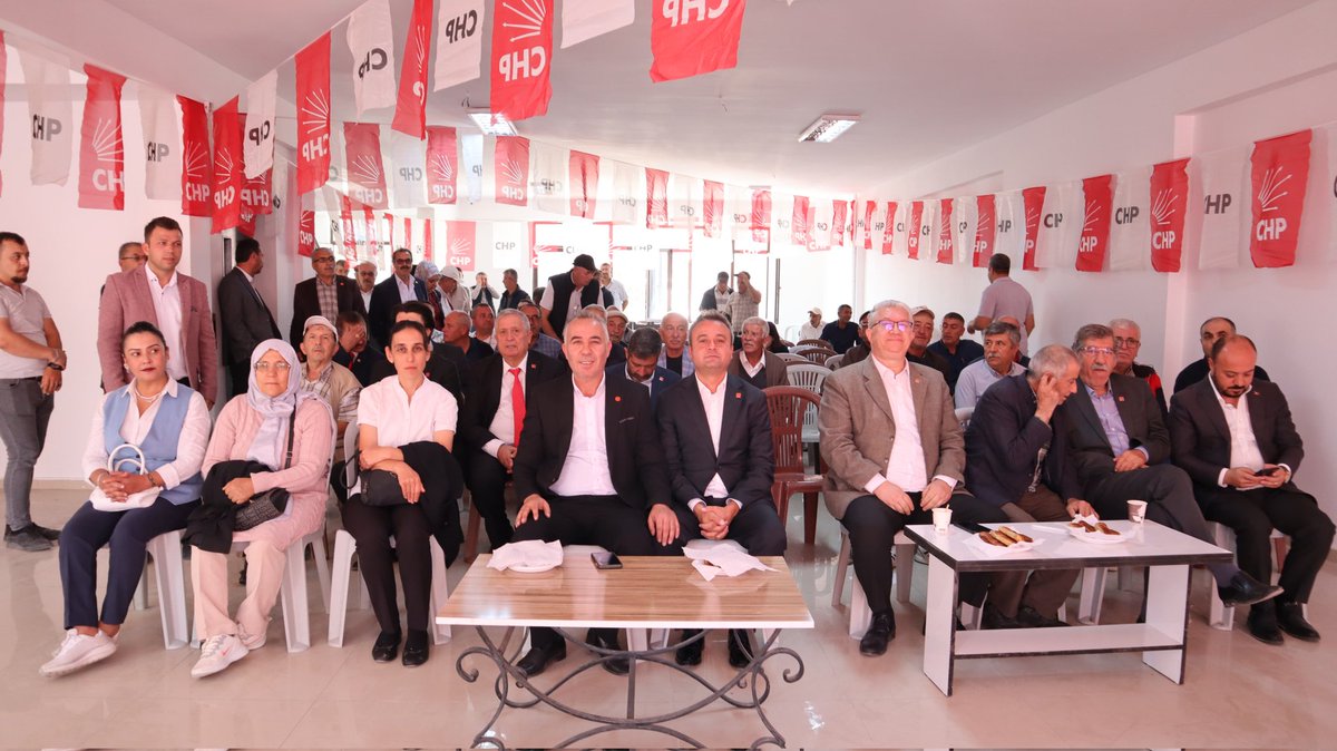 CHP Bolvadin İlçe Kongresi'nde Ömer Çengel Yeniden Başkan Seçildi