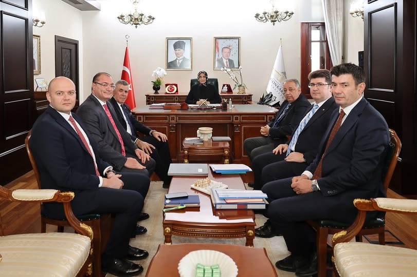 Afyonkarahisar Valiliği'nde Çalışma Değerlendirme Toplantısı Yapıldı