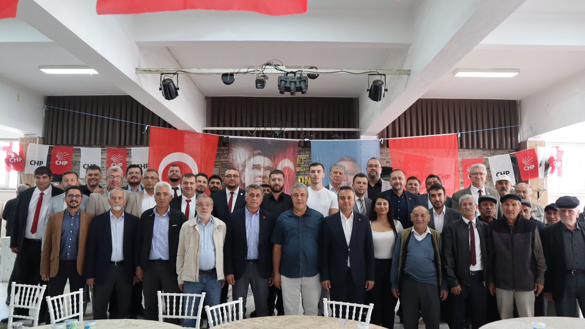 CHP Afyonkarahisar'da Şuhut İlçe Kongresi Tamamlandı: Erkan Aydın Yeni Başkan Seçildi