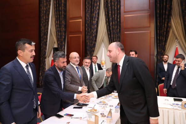 AK Parti Afyonkarahisar İl Başkanı Turgay Şahin, Genel Merkez'deki Toplantıya Katıldı