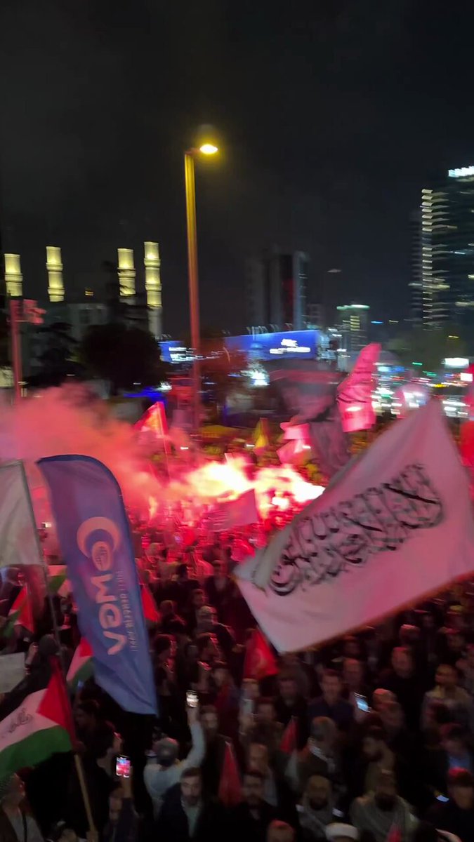 İstanbul'daki İsrail Konsolosluğu Önünde Protesto Gösterisi