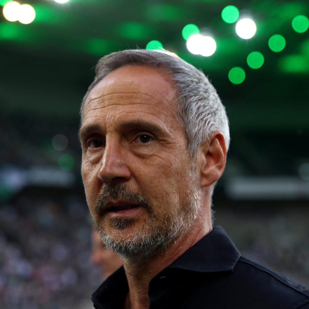Monaco, Teknik Direktör Adolf Hütter'in Görevine Son Verdi