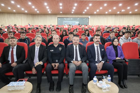 Sandıklı'da Yunus Emre'yi Anma ve Anlama Programı Düzenlendi