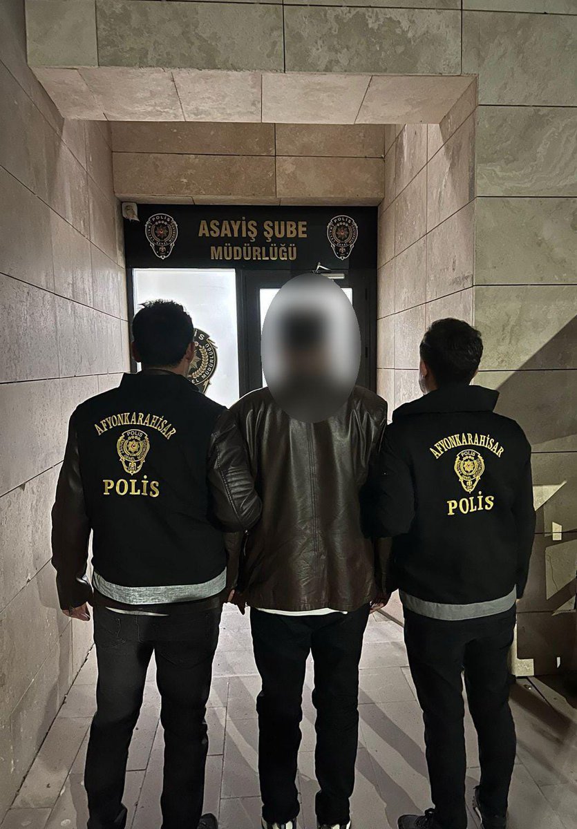 Afyonkarahisar'da Aranan 10 Yıldan Fazla Hapis Cezalı Şahıs Yakalandı