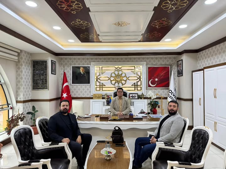Bolvadin Belediye Başkanı Aynacı, Akademisyenleri Makamında Ağırladı