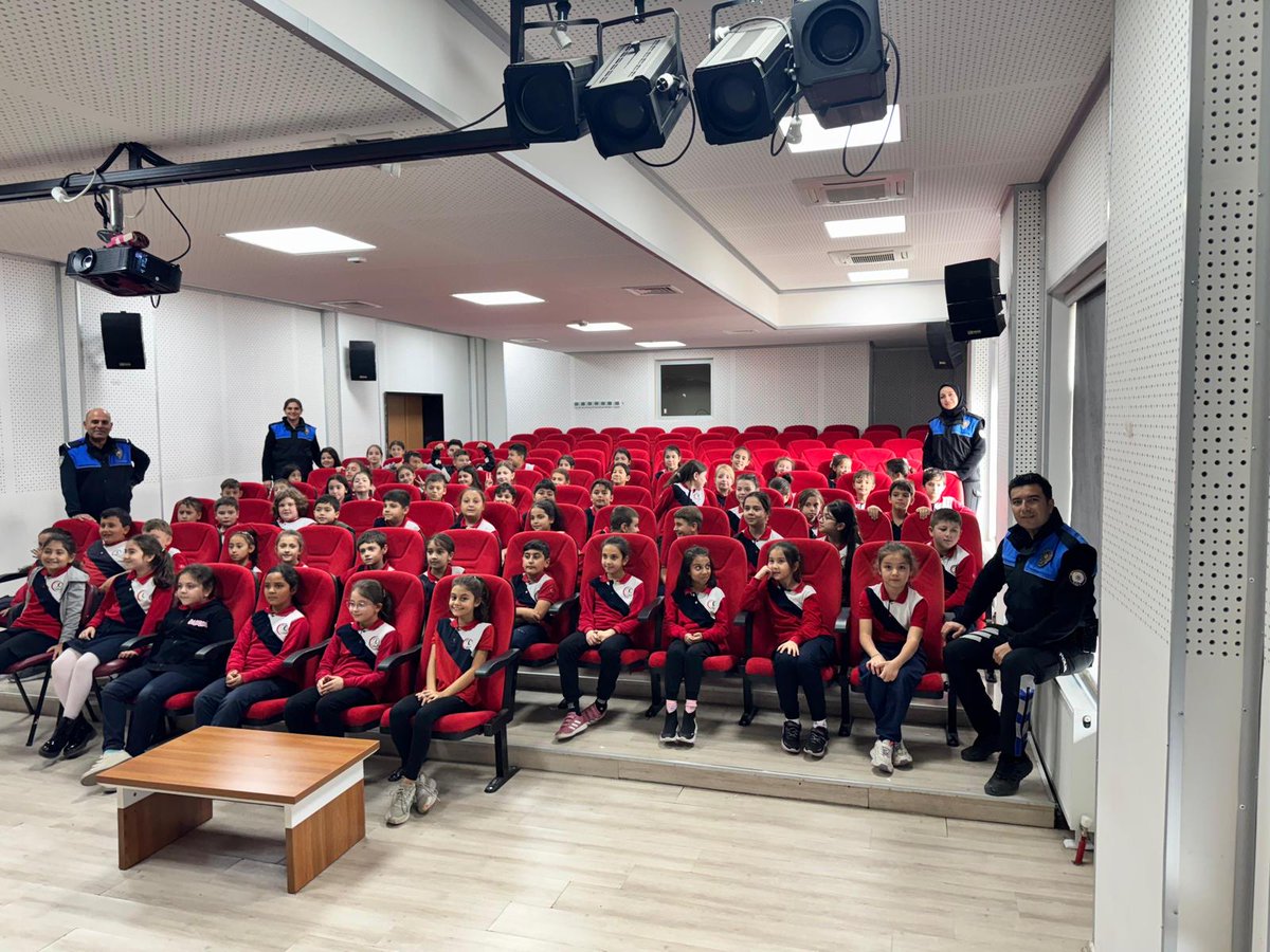 Afyonkarahisar'da İlkokul Öğrencilerine Yönelik Güvenlik Eğitimi