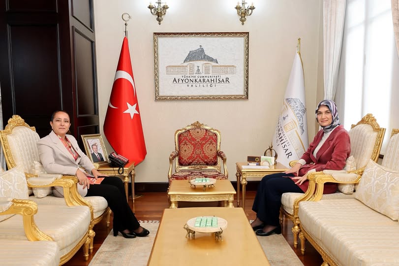 Afyonkarahisar Valisi Yiğitbaşı, Burdur Valisi Bilgihan'ı Makamında Ağırladı