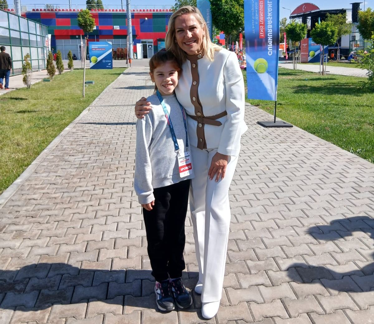 Afyonkarahisarlı Genç Tenisçi Hafsa Zehra Çınar Cumhurbaşkanlığı Kupası'nda Yarı Finalde