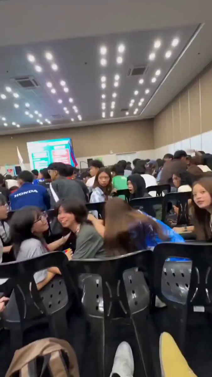 Filipinler'de 7.4 Büyüklüğünde Deprem: Tsunami Uyarısı Yapıldı