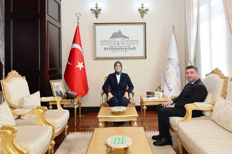 Vali Yiğitbaşı, AK Parti İl Başkan Yardımcısı Sevim'i Makamında Kabul Etti