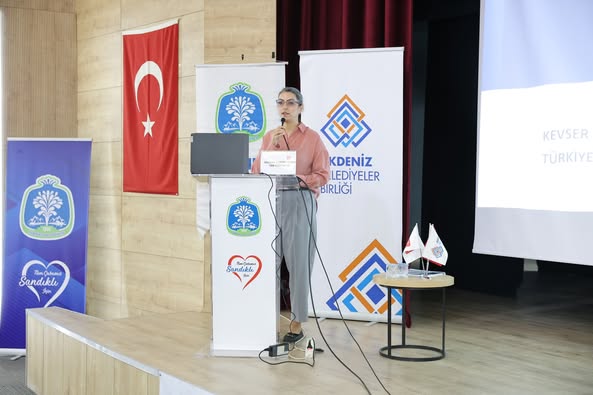 Sandıklı Belediyesi Personeline Resmî Yazışma Kuralları Eğitimi