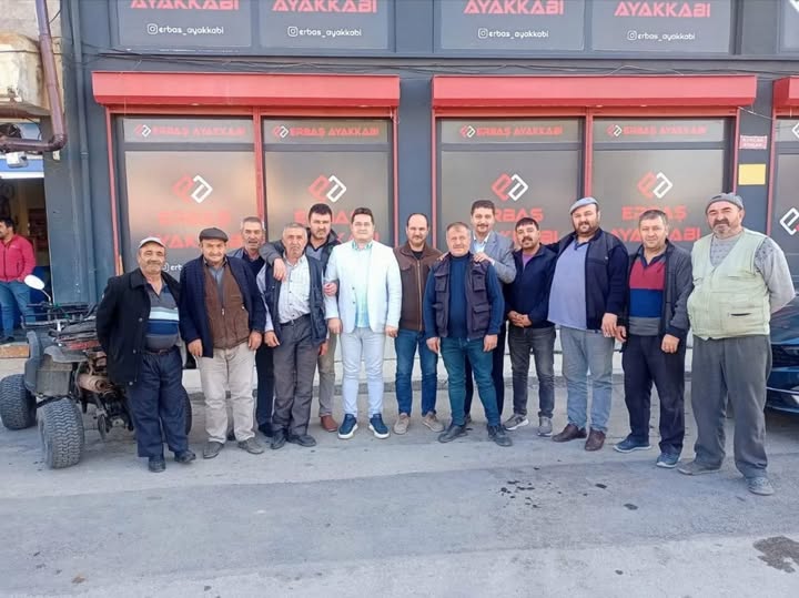 Bolvadin Belediye Başkanı Derviş Aynacı, Esnaf ve Vatandaşlarla Bir Araya Geldi