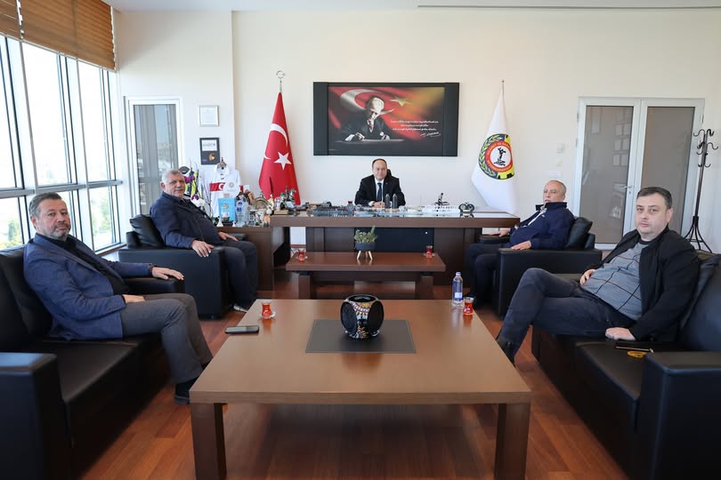 Afyonkarahisar Yumurta ve Süt Sektörü Temsilcileri Oda Başkanını Ziyaret Etti