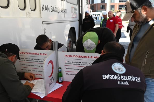 Emirdağ'da Kan Bağışı Kampanyası ile Hayat Kurtaran Dayanışma