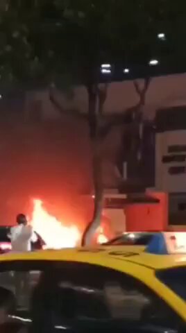 Ekvador'un Guayaquil Kentinde Araç Patlaması: Ölü ve Yaralılar Var