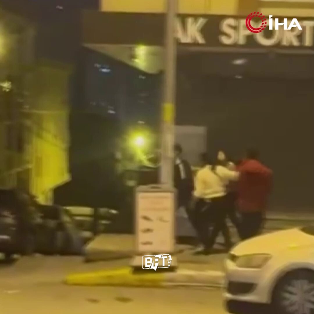 Esenyurt'ta Kız Kardeşini Erkek Arkadaşıyla Gören Kişi Silahla Havaya Ateş Açtı