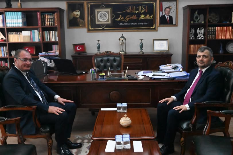 Afyonkarahisar Vali Yardımcısı Vekili Ali Arıkan, Emirdağ Belediye Başkanı Serkan Koyuncu'yu Ziyaret Etti